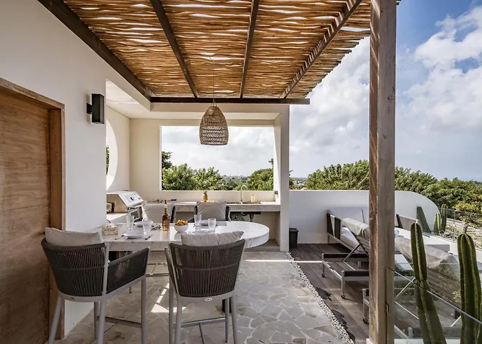 Good Juju Villa
